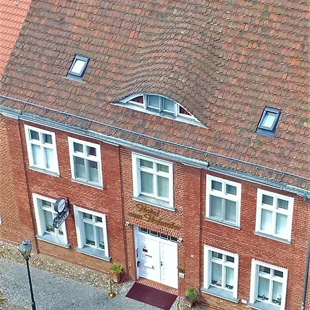 Zum Hofmaler Otel 3*