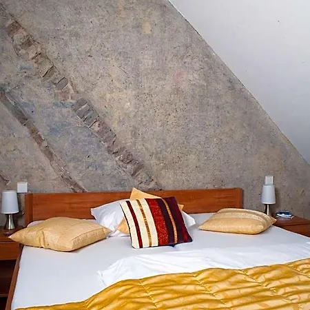 Отель Zum Hofmaler 3*
