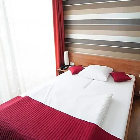 Отель Zum Hofmaler 3*